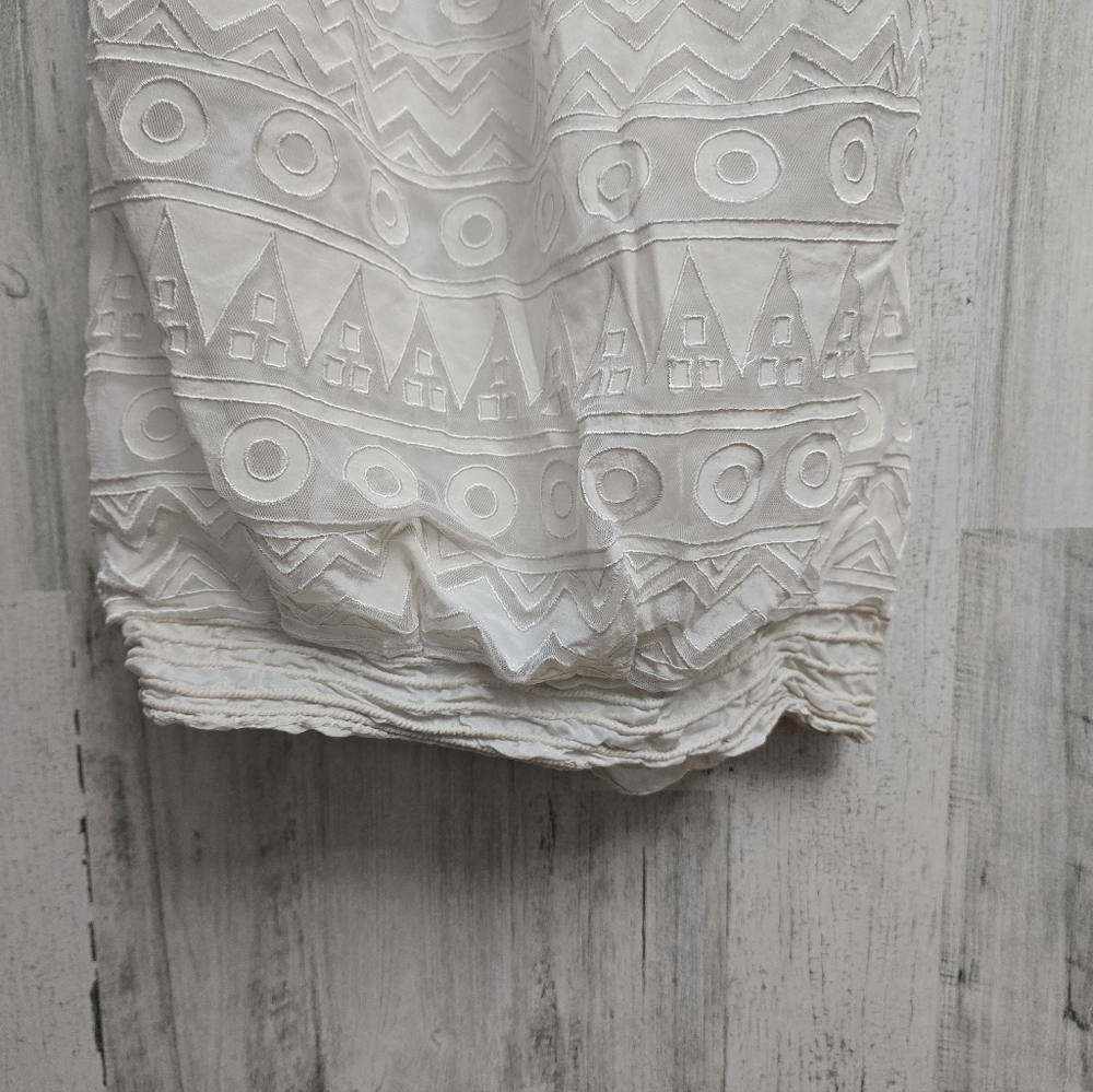 Nicole Miller Collection 100% Silk White And Cream Dress Womens Size 2 - Picture 3 of 9